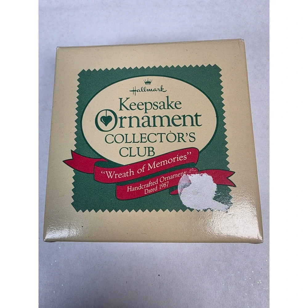 Wreath of Memories - Vintage 1987 Hallmark Keepsake Collector's Club Ornament